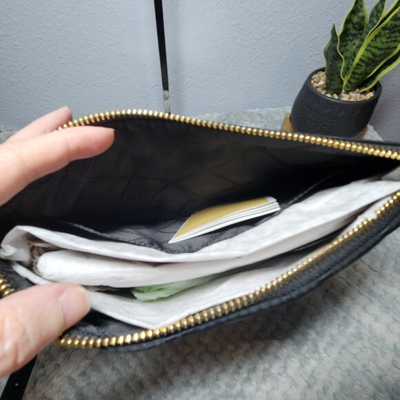 NWT - Michael Kors Jet Set Large North South Crossbody - PRICE IS FIRM - Picture 7 of 9